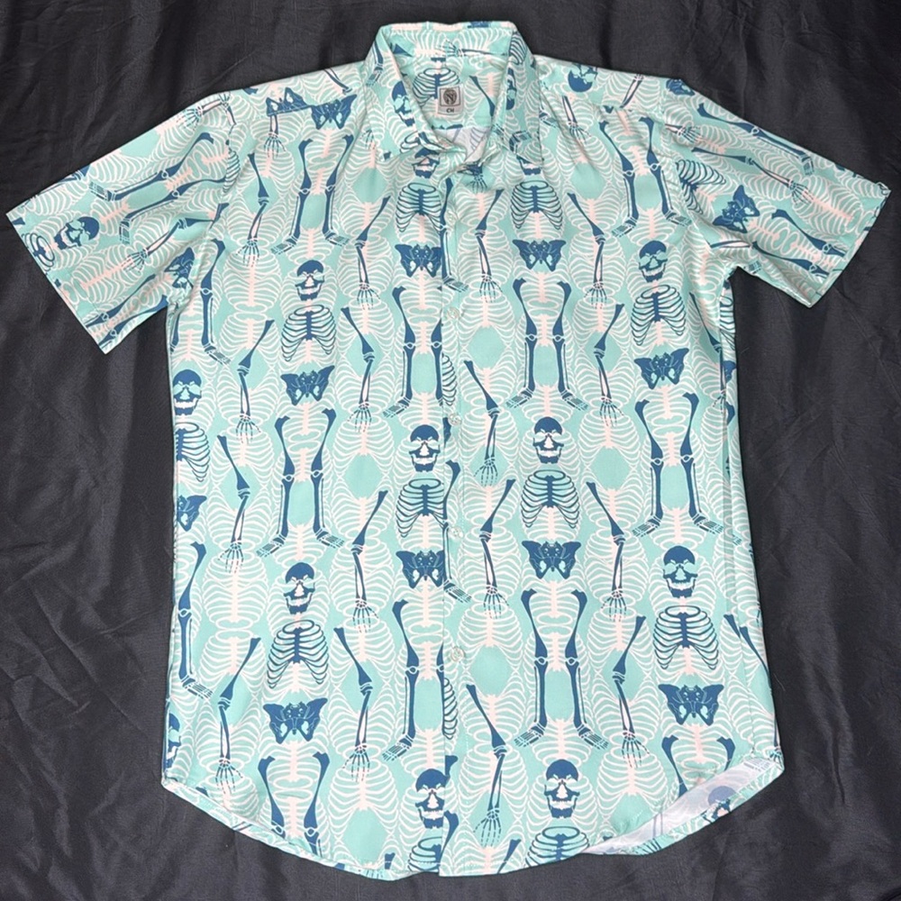 Necio is a Mexican hybrid tailoring brand that makes its own prints.